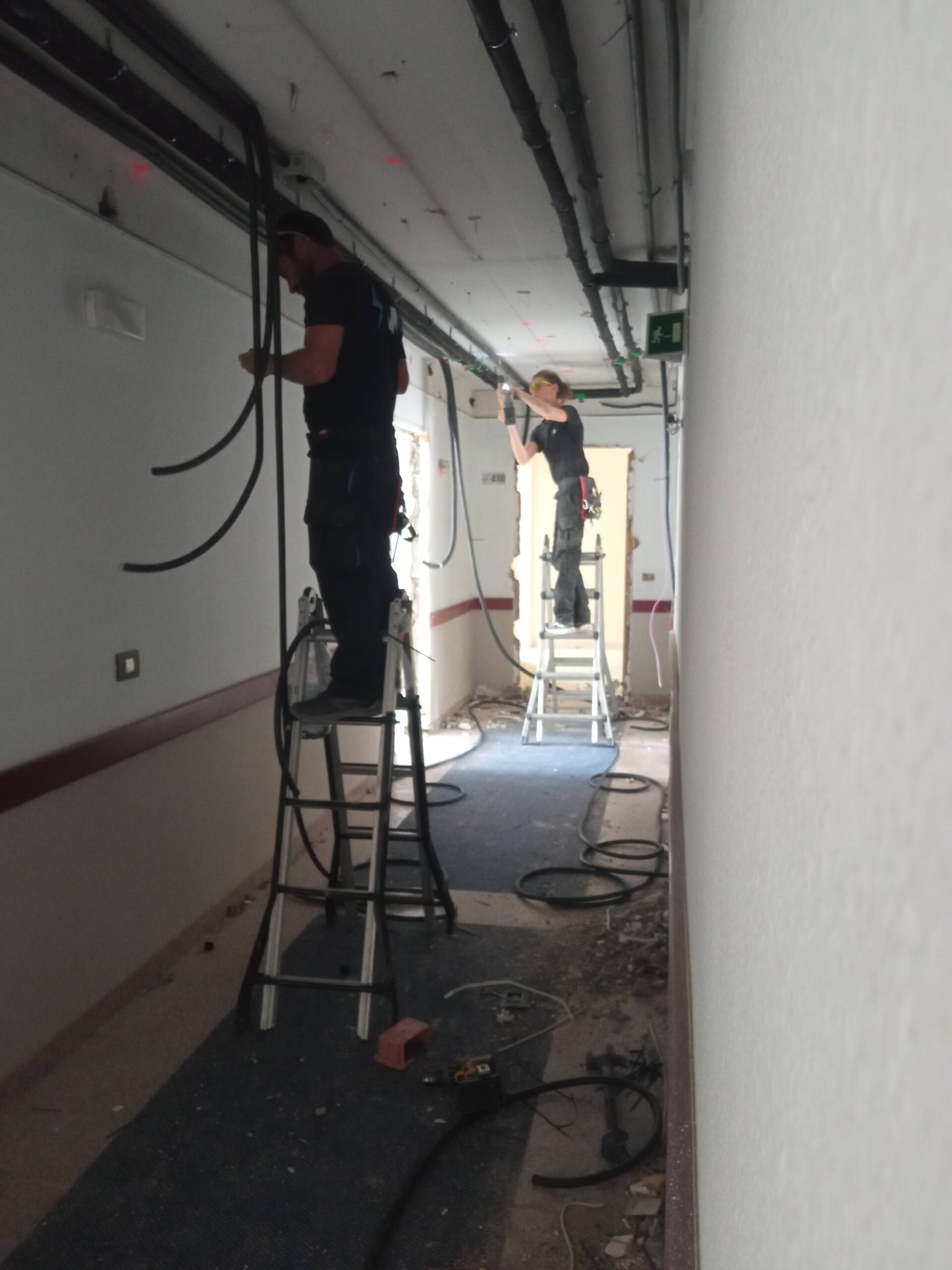 proyectos eléctricos en Tenerife - Mirpal
